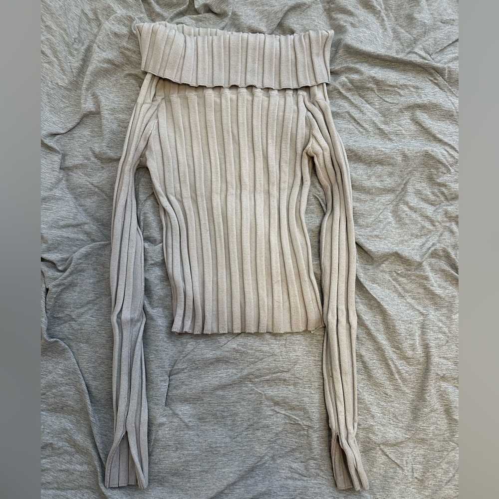 Zara Beige Ribbed Turtleneck Sweater